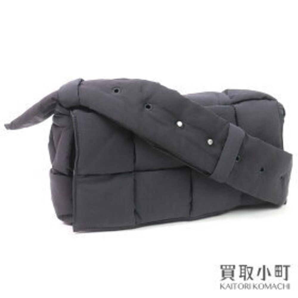 Bottega Veneta Padded Tech Cassette Shoulder Bag Black Maxi Intrecciato Nylon